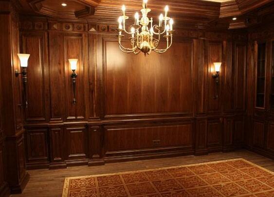 實木護(hù)墻板