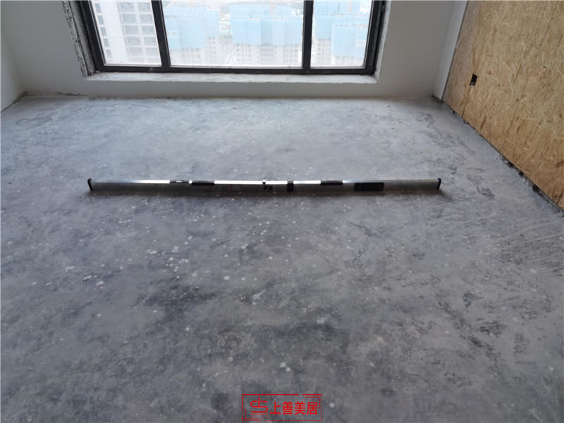 融創(chuàng)220平