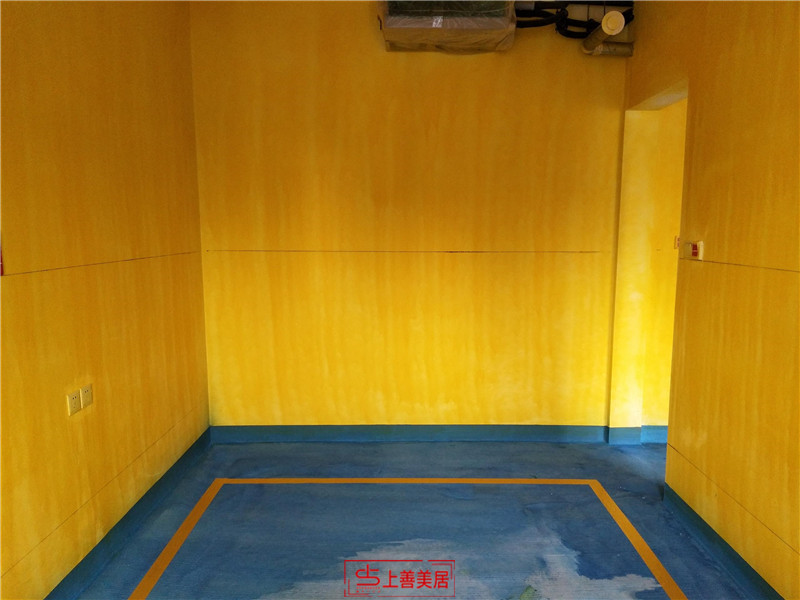 融創(chuàng)中心155平