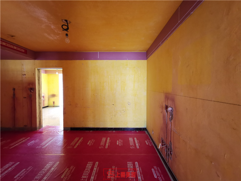 鐵路宿舍75平#3/等油工進(jìn)場