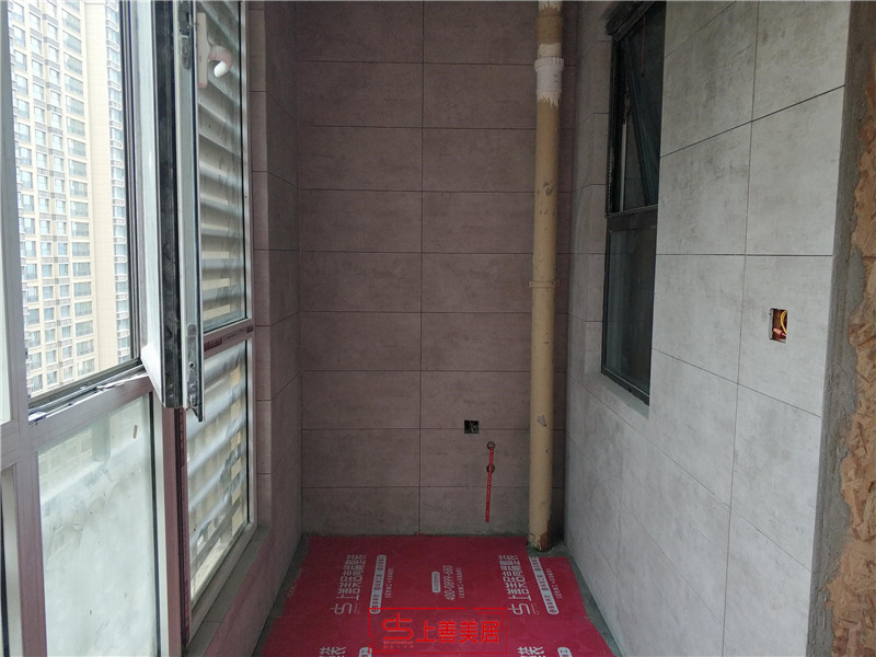 盛邦六區(qū)160平