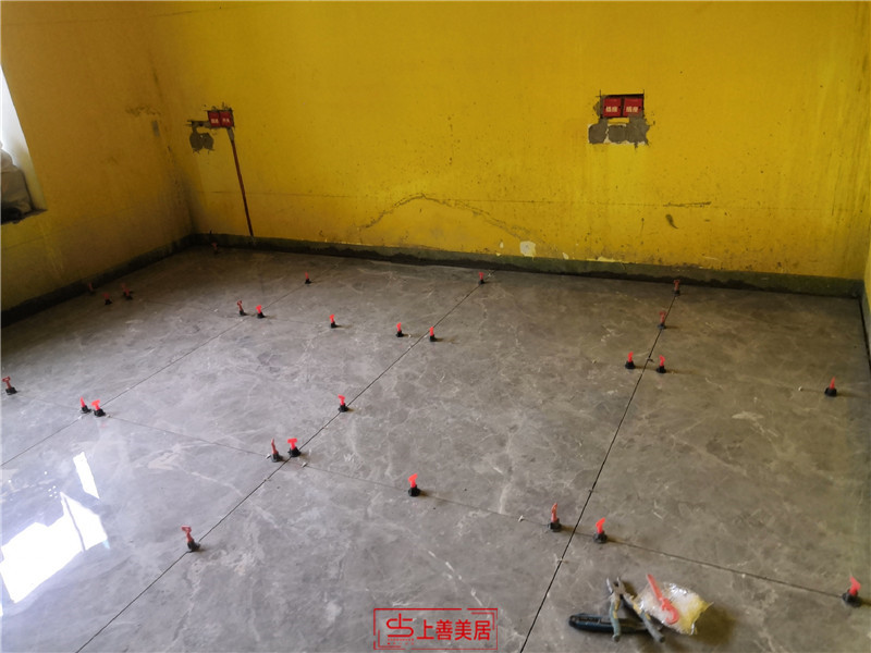 恒大御景半島124平#9/瓦工施工