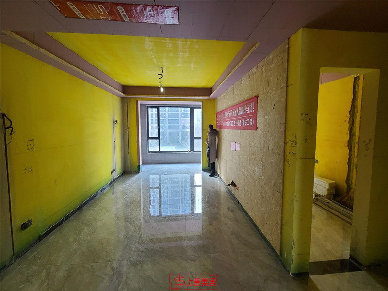 融創(chuàng)214平