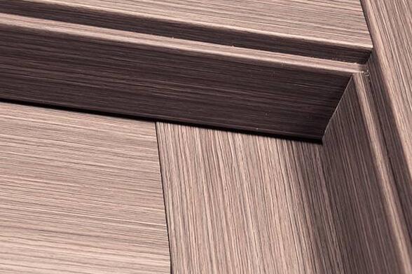 裝修房子室內(nèi)實(shí)木門一般價格是多少