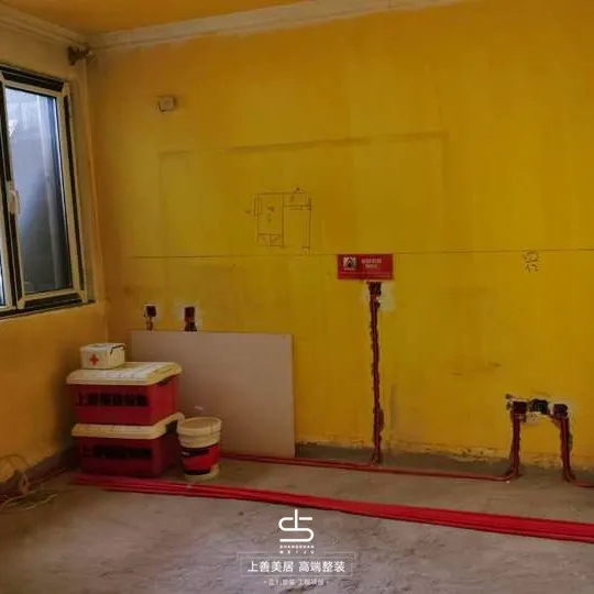 翠薇雅居小區(qū)躍層施工進度